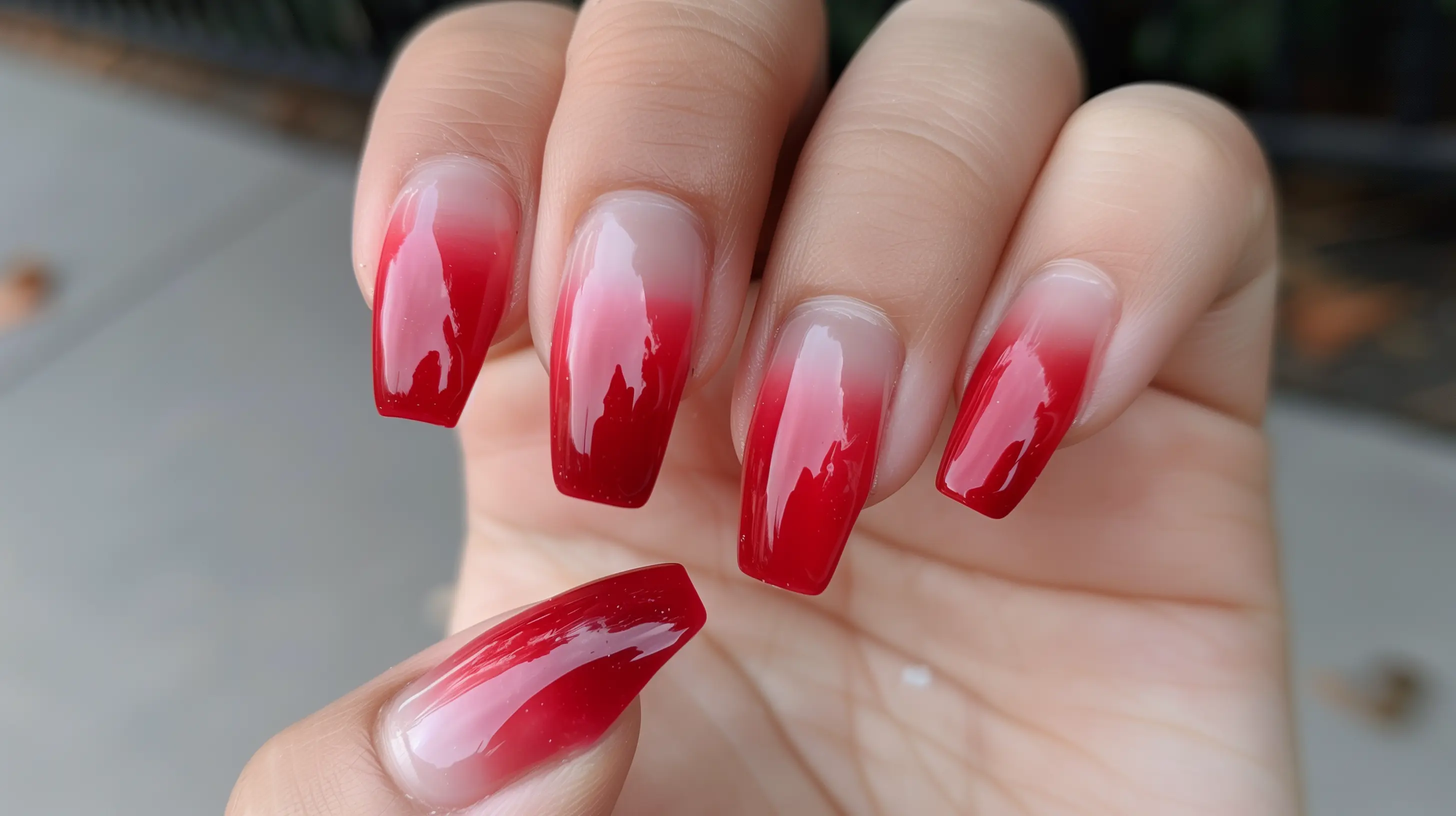 red-ombre-nails