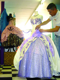 quince dress3 Mexican Quinceañera