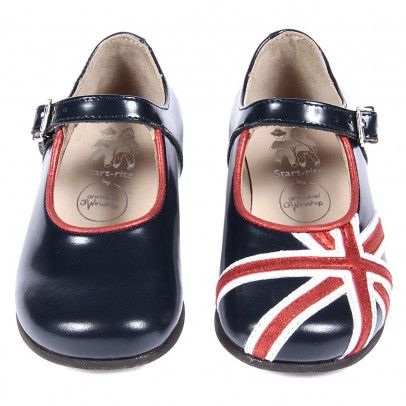 Quinceanera Shoes, a pair of outdoor shoes with a British flag design