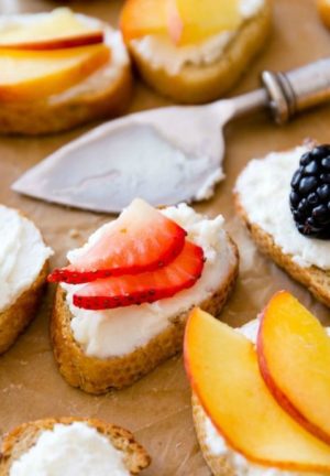 Bread and fruit Appetizer