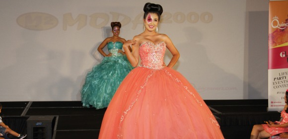 El color coral es el color de moda en las Quincea&ntilde;eras de este verano