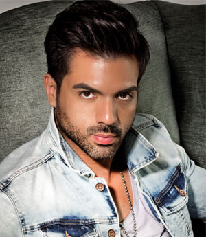 keven ramirez host of en la zona LATV 