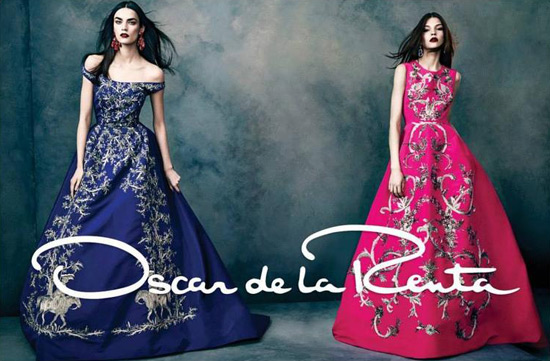 El diseñador de vestidos Oscar De La Renta diseña.