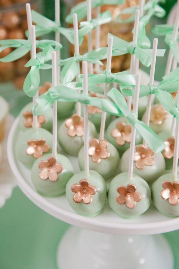 Mint_Green_Party_Favors