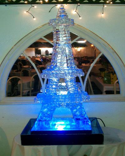 eifel-tower-ice-sculpture