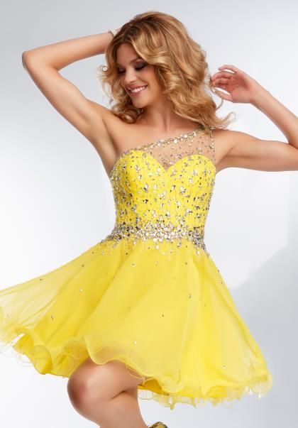 Belle_Yellow_Dama_Dress