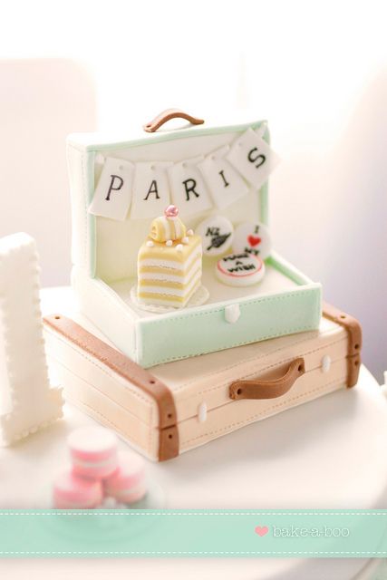 Paris_Suitcase