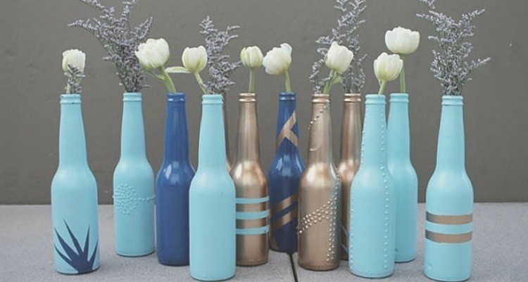 Cute centerpieces made from glass bottles