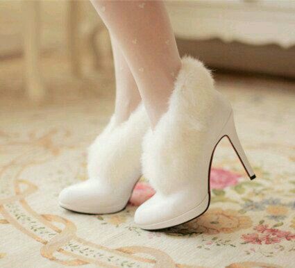 furry_boots
