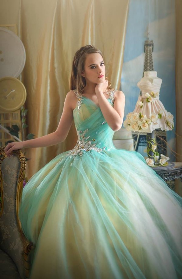 green_blue_dress