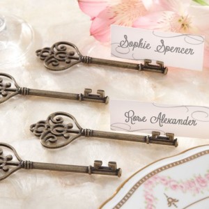 Enchanted Quinceanera favors, a bunch of keys sitting on top of a table