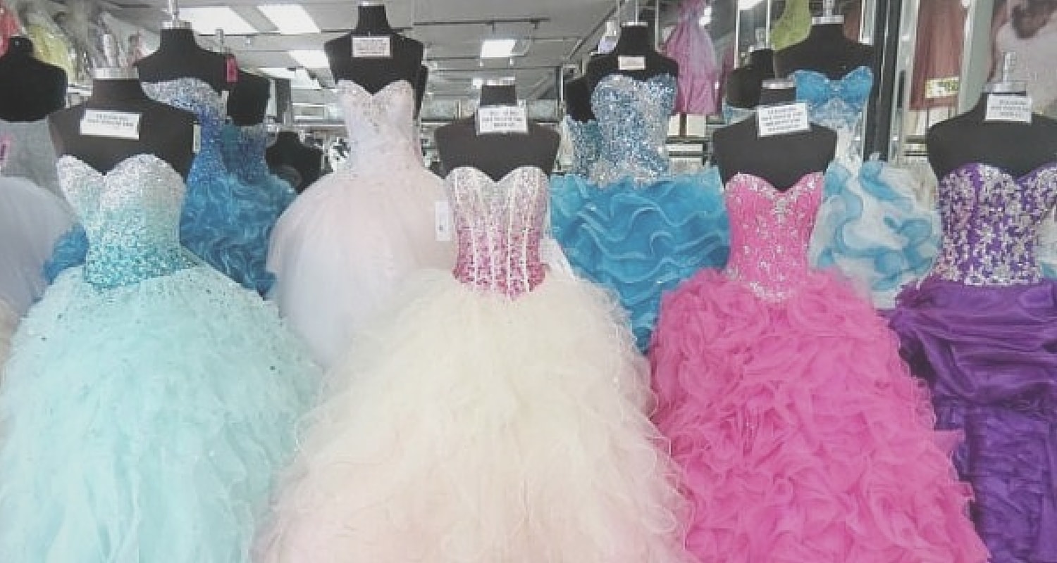 stores that sell quinceanera dresses