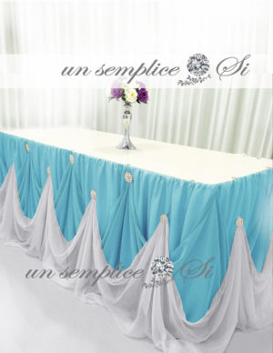 tablecloth Table