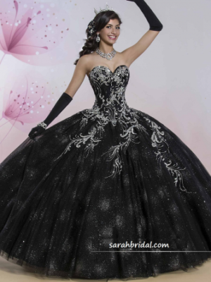 15 años vestidos negros Quinceañera dress creation, a woman in a ball gown posing for a picture