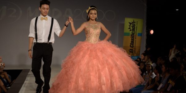 quinceanera_and_chambelan-min