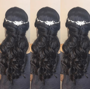 traditional_tocado_quince_hairstyle-min