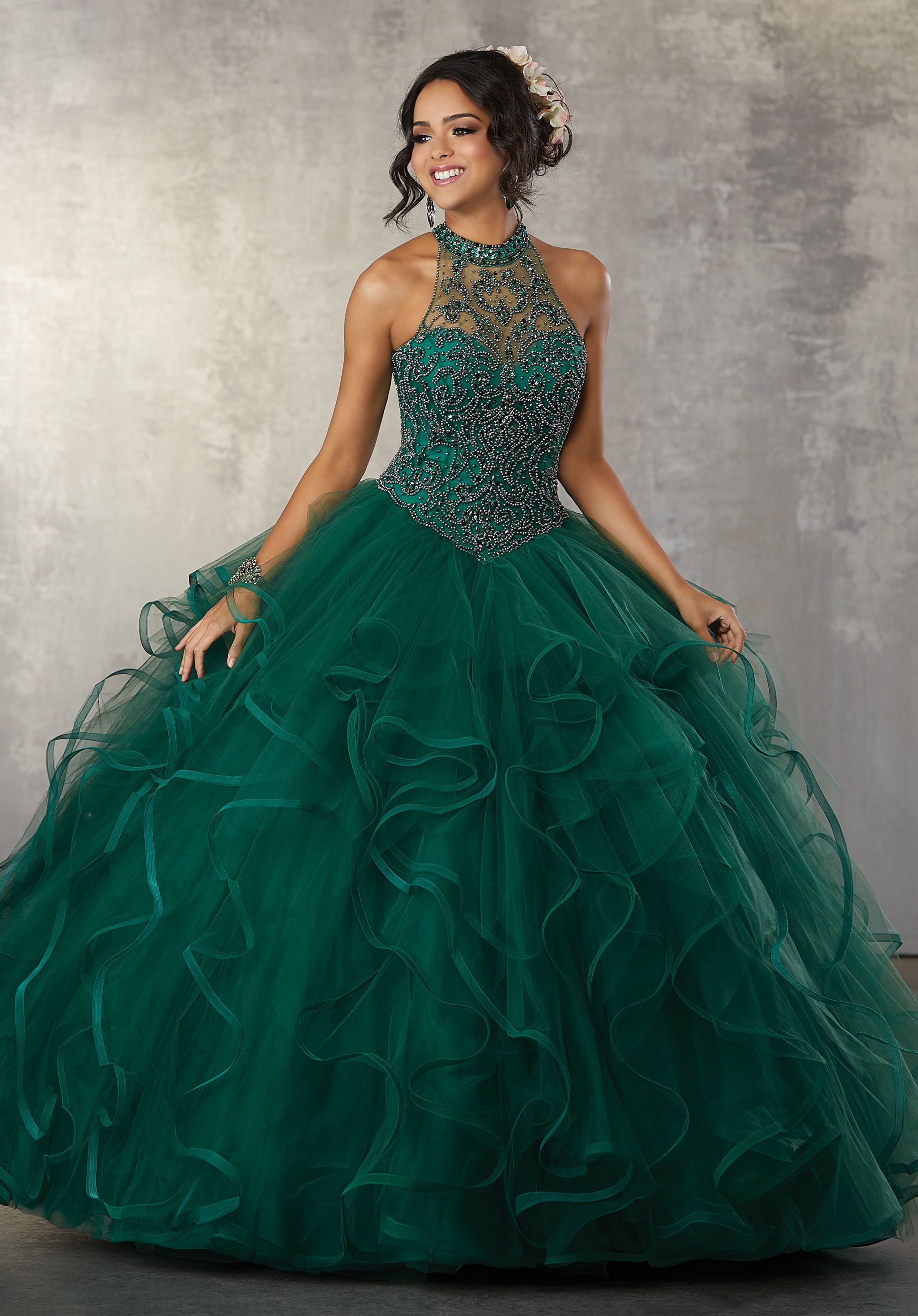An Elegant Emerald Quinceanera Theme We're Obsessed With