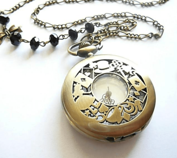 Pocketwatch-Necklace-Alice-In-Wonderland-Inspired