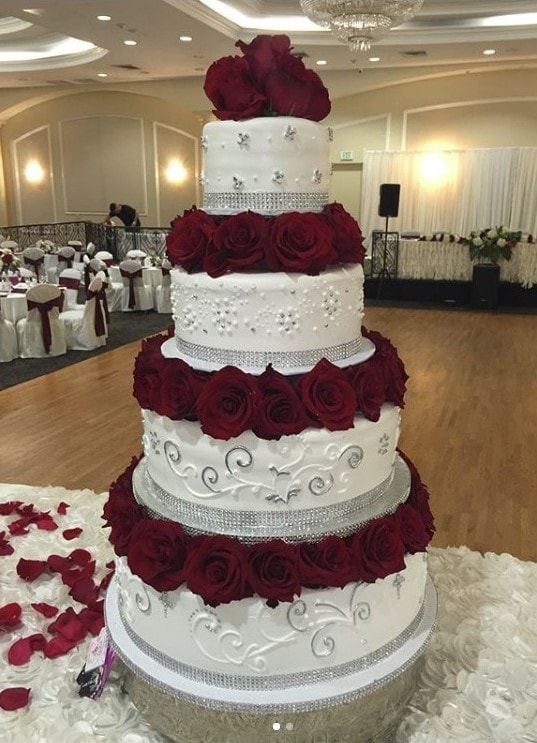 aprilscakes-min